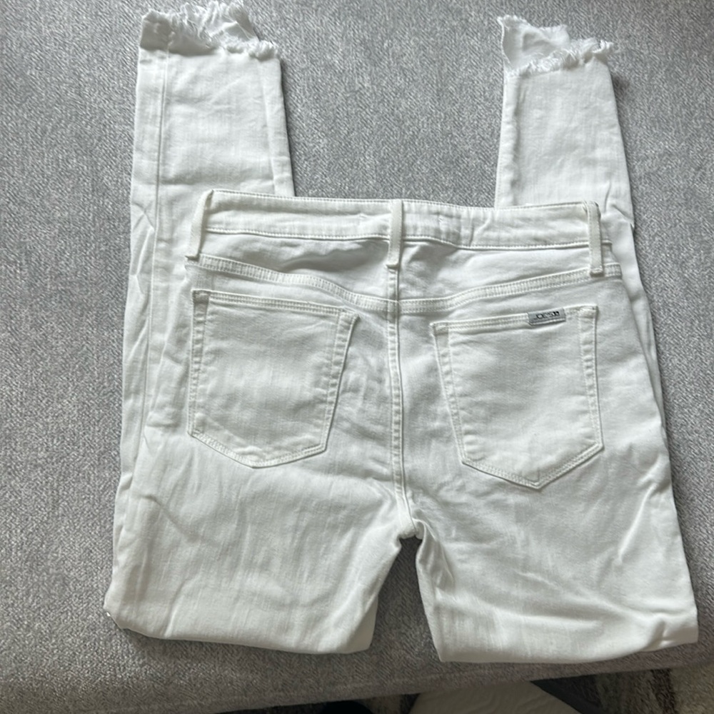 JOE'S SKINNY ANKLE RAW HEM MID RISE WHITE JEANS SIZE 28
